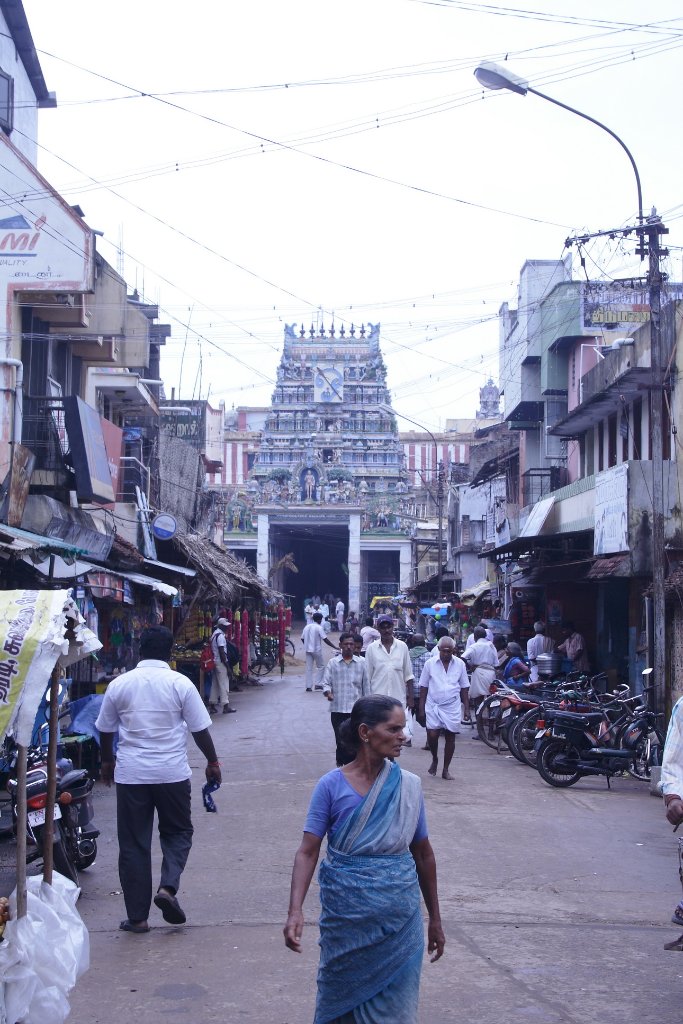 01-The street to the temple.jpg - The street to the temple